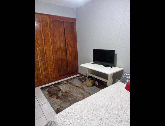 2 bed property to rent in PRIMROSE